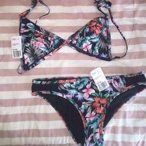 Never worn bikini from forever 21