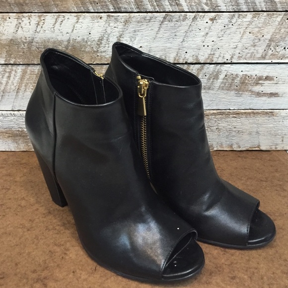 Peep Toe Black Heels