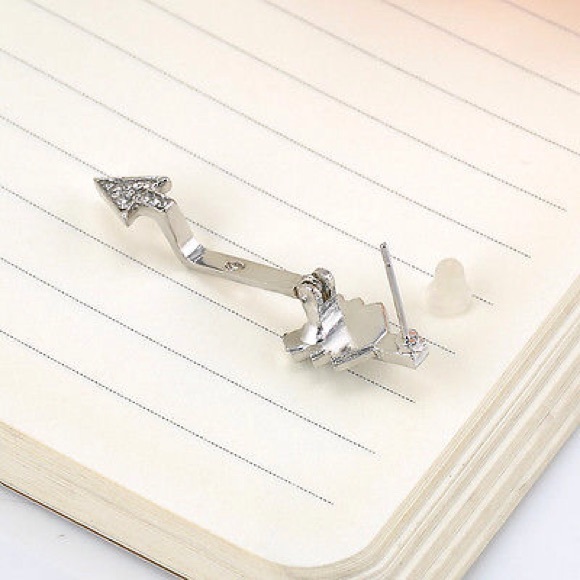 Arrow Earring - Picture 4 of 4