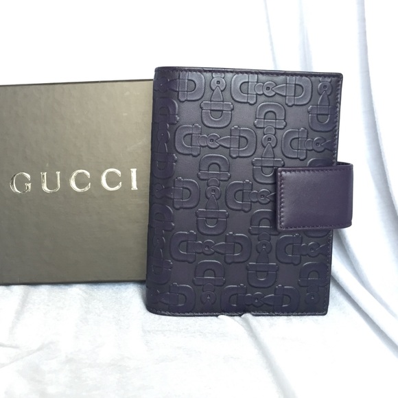 GUCCI embossed address book PURPLE