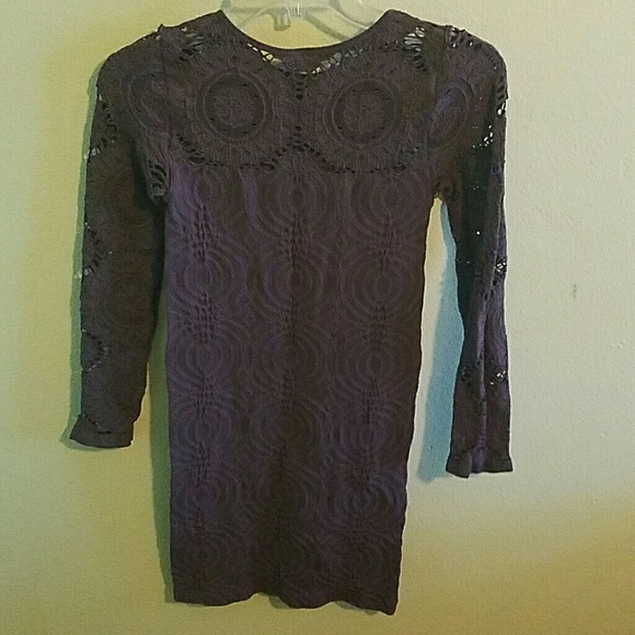 Shirt - Picture 2 of 3