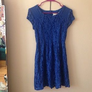 lace cinched waist dress