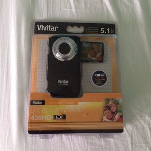 Black Vivitar digital camcorder 430HD 5.1