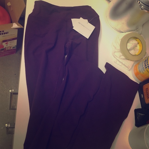 Beyond Yoga brand new leggings