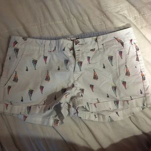 SO white sailboat shorts