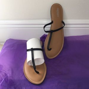 Old Navy flip flops