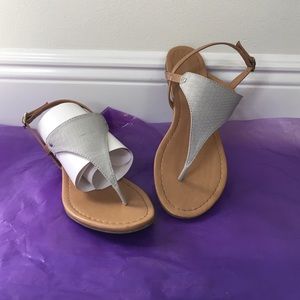 Sandal