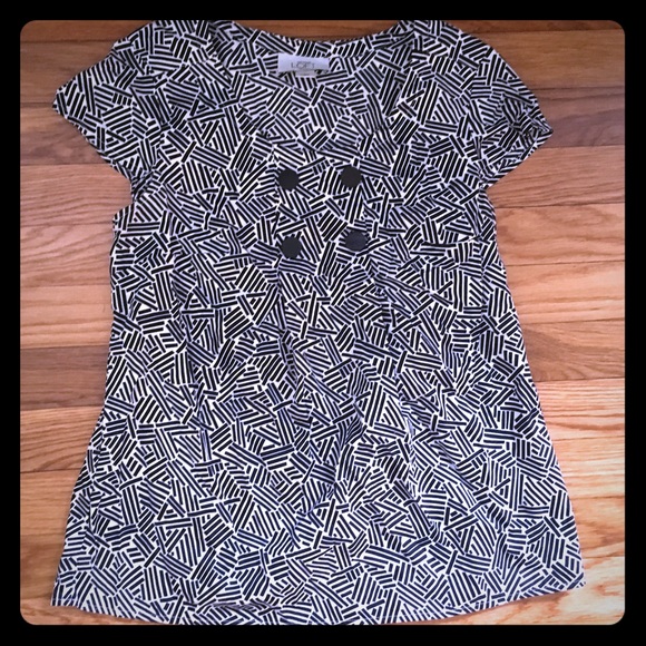 LOFT black and white geometric blouse
