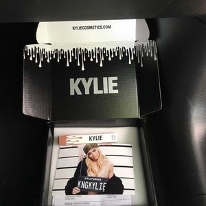 Kylie lip kit Literally