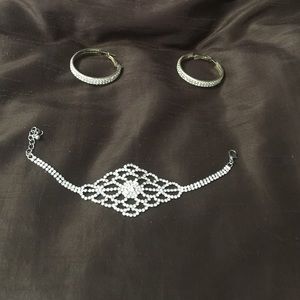 Sawaski  crystal bracket with earring