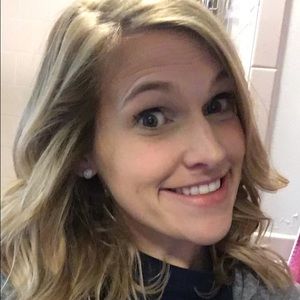 Meet your Posher, Addie