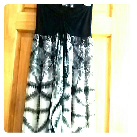 ❣PRICE DROP❣NWOT! Gorgeous 💮Raviya💮 Cover Up🌞