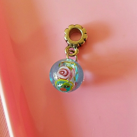 BEAUTIFUL DANGLE CHARM