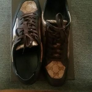 Gucci Praga printed sneakers Authentic