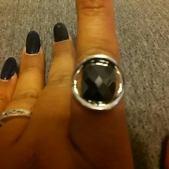 Onxy ring