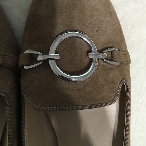 🆕Arrival 5⃣0⃣% off Loafers size 7.5 but fit 7 - Picture 3 of 4