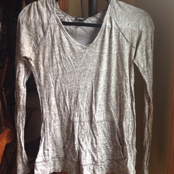 Express long sleeve with hood