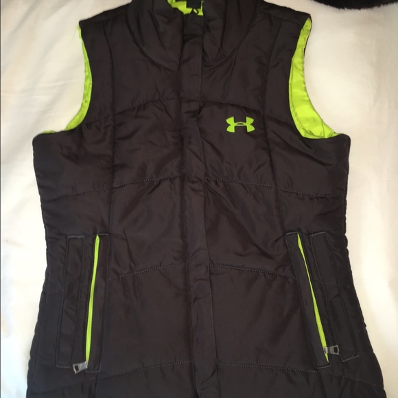 Under armour vest. Never worn!