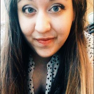 Meet your Posher, Ilona