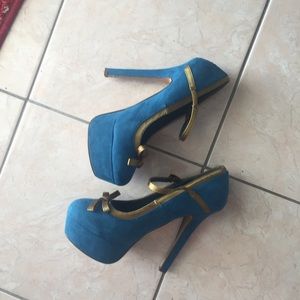 Turquoise Pumps