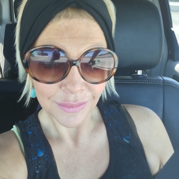 Meet your Posher, Mollie