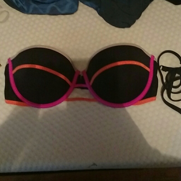 Very cute Victoria's Secret Swimsuit NWOT