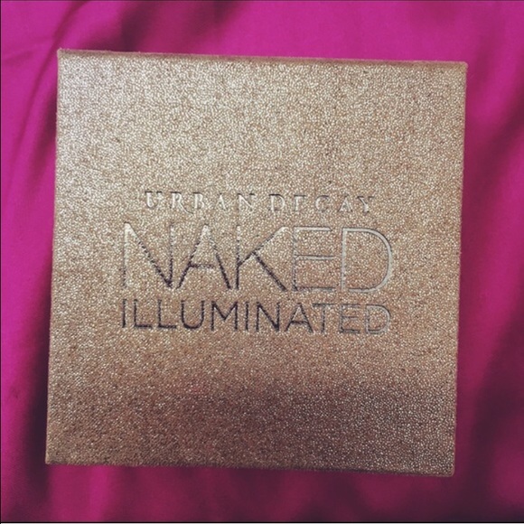 Other - Urban Decay Naked Illuminated