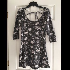 American Eagle B&W Floral Teacup Dress