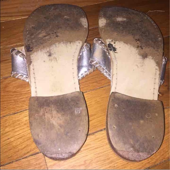 •Sold on Ⓜ•Jack Rogers sandals silver size 9 - Picture 4 of 4