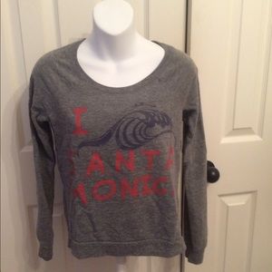 I 🌊 Santa Monica American Eagle sweatshirt