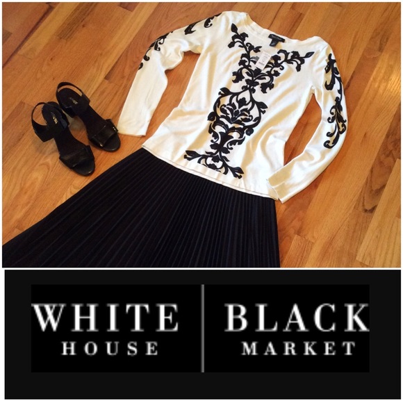 White House Black Market Tops - 💕NWT💕  WHBM Beautiful Top