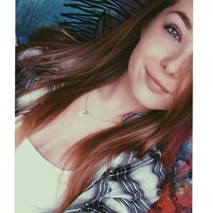 Meet your Posher, Nikki