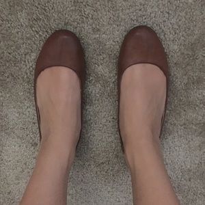 Tan/brown flats