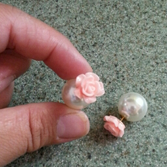 Peach pearl earings - Picture 2 of 3