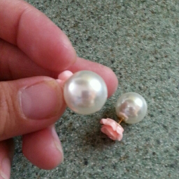 Peach pearl earings - Picture 3 of 3