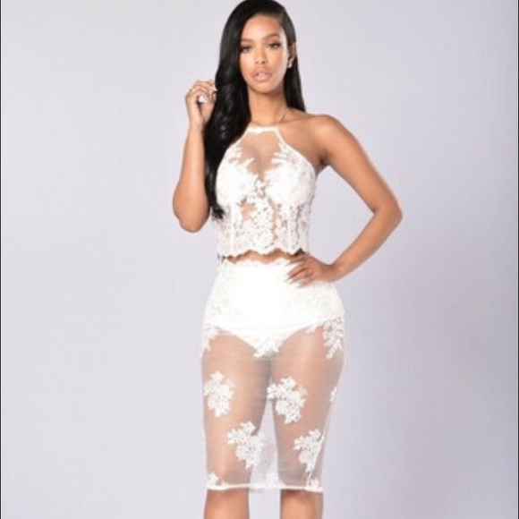 Baby's Breath Lace Set