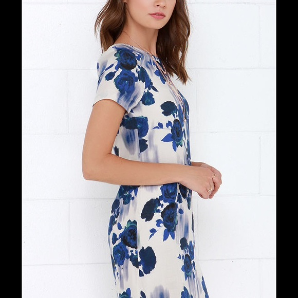 White Crow Blue Floral Print Shift Dress - Picture 2 of 3
