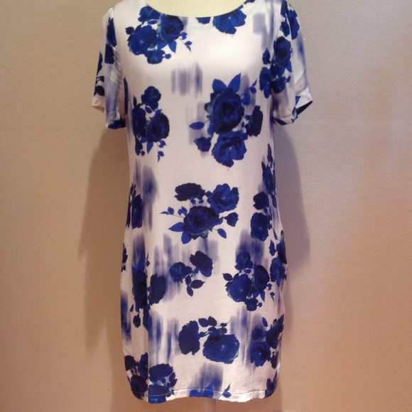 White Crow Blue Floral Print Shift Dress - Picture 3 of 3