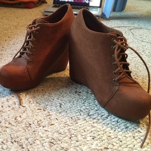 Brown faux suede booties