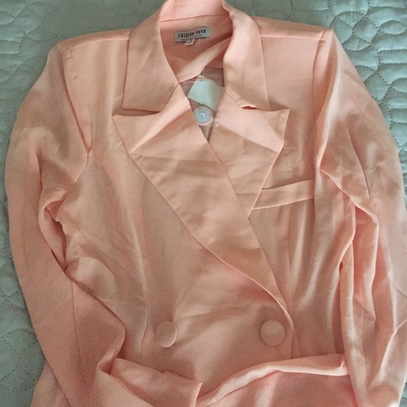 Cosmopolitan Dress - Picture 3 of 4