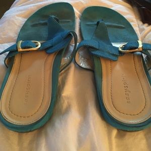 Blue sandals 8M