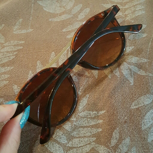 SOLD - Picture 2 of 2