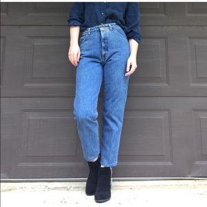 Vintage High Waisted Mom Jeans