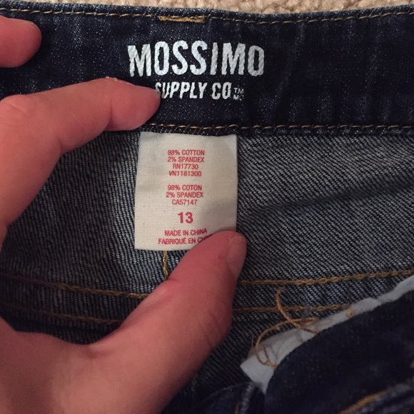 Mossimo shorts - Picture 2 of 2