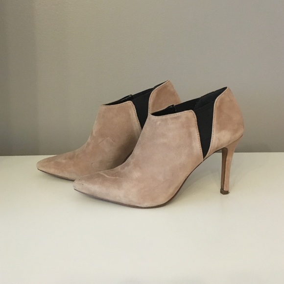 PRICEDROP!!! Jessica Simpson Booties - Size 6