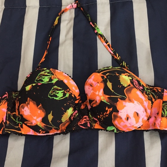 XL Pac Sun Swim Top
