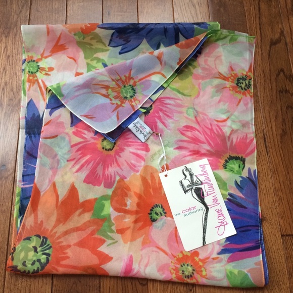 🌟Closing Dec 10th🌟 DVF Colorful Opaque Scarf