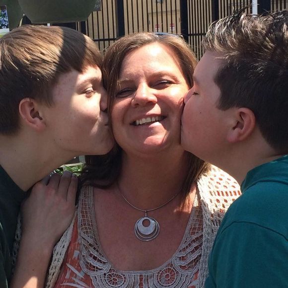 Meet your Posher, Lisa - Picture 1 of 1