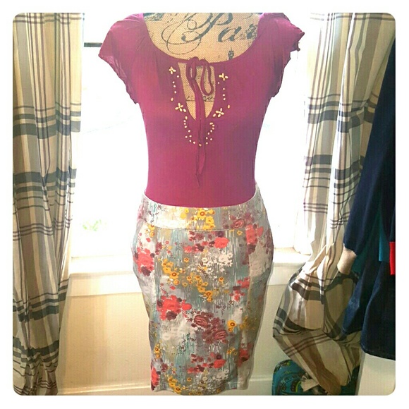 Floral pencil skirt