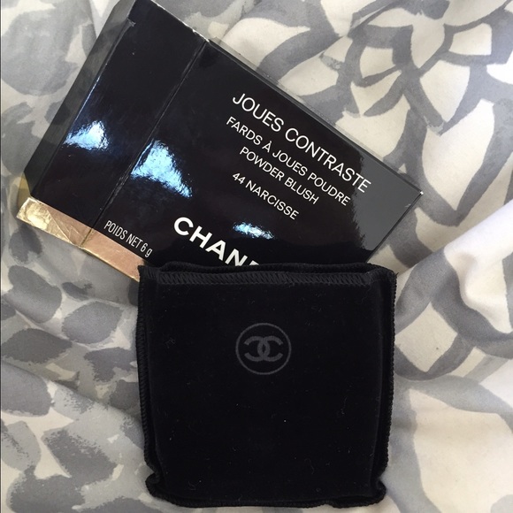 Chanel Joues Contraste Powder Blush
